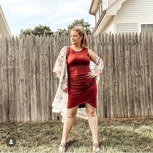 Burgundy Bodycon Dress with Ruching